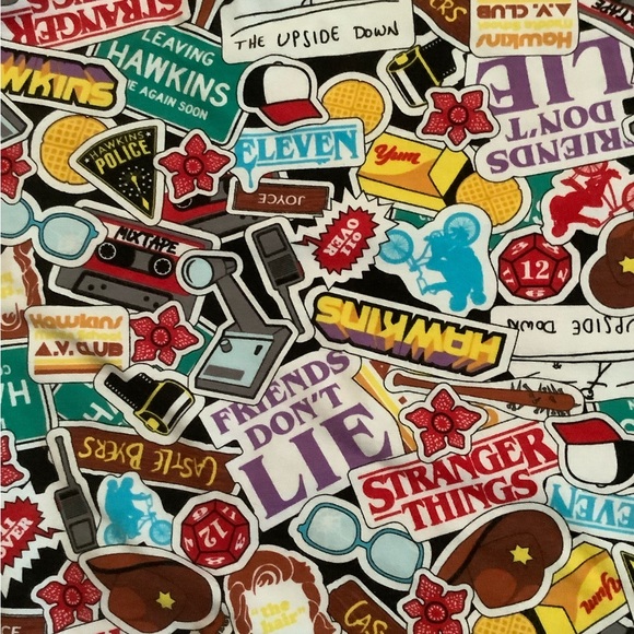 Peter Alexander Stranger Things Loungewear Pullover Top - Picture 11 of 13